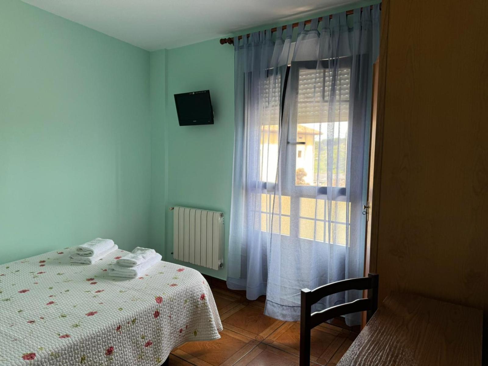El Castanu De Cue Hotel Bagian luar foto