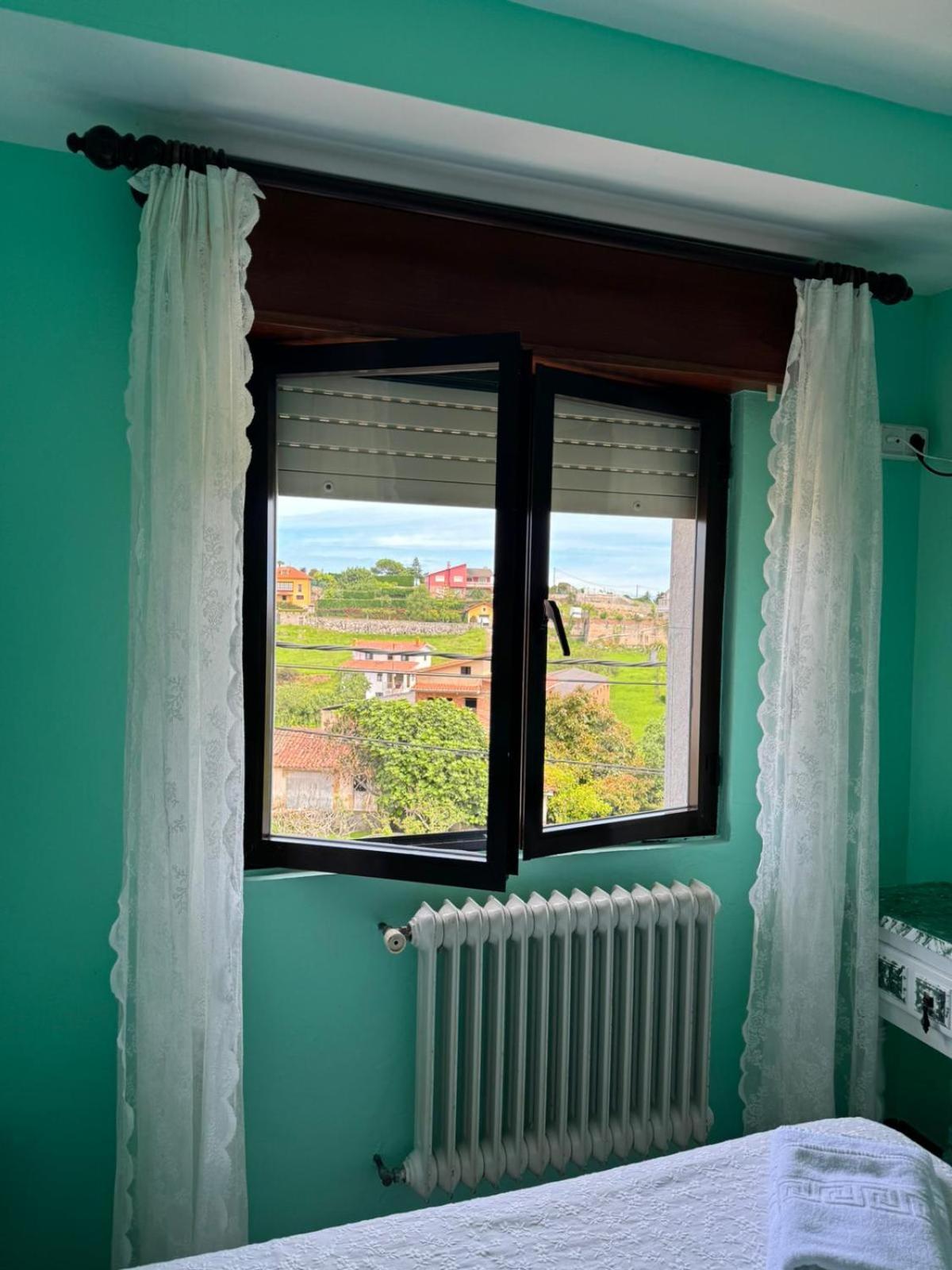 El Castanu De Cue Hotel Bagian luar foto