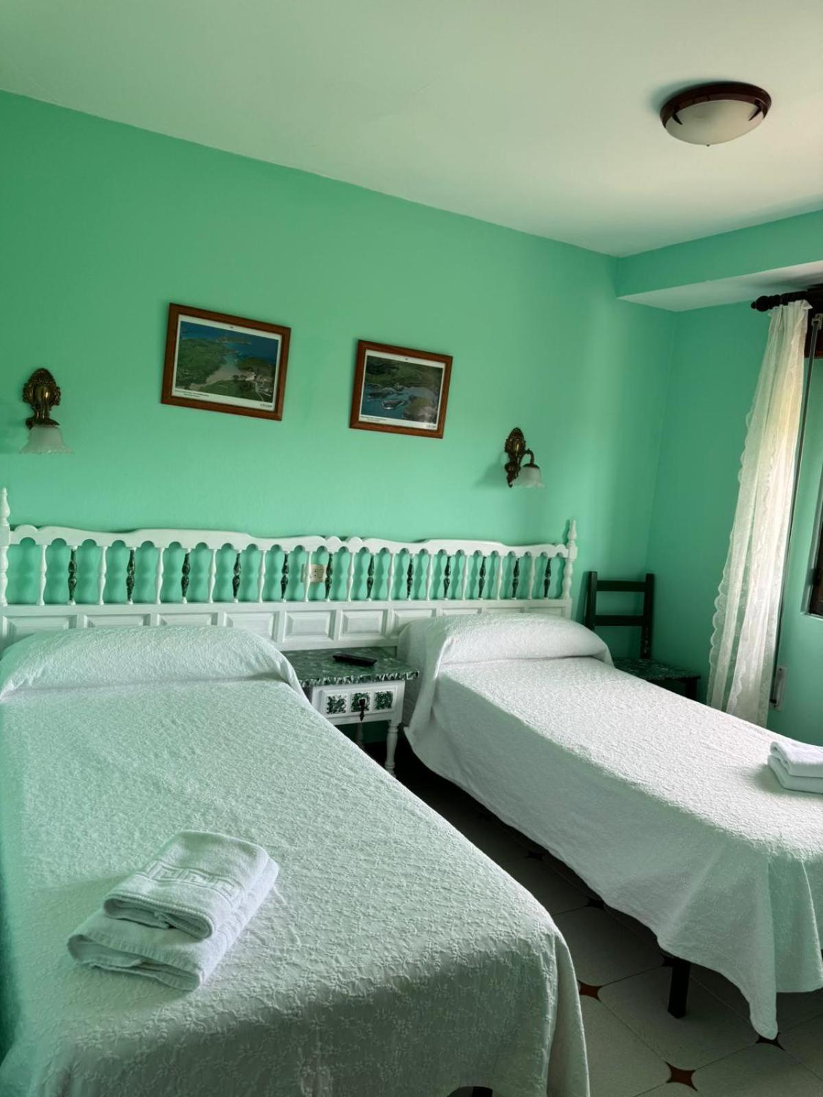 El Castanu De Cue Hotel Bagian luar foto